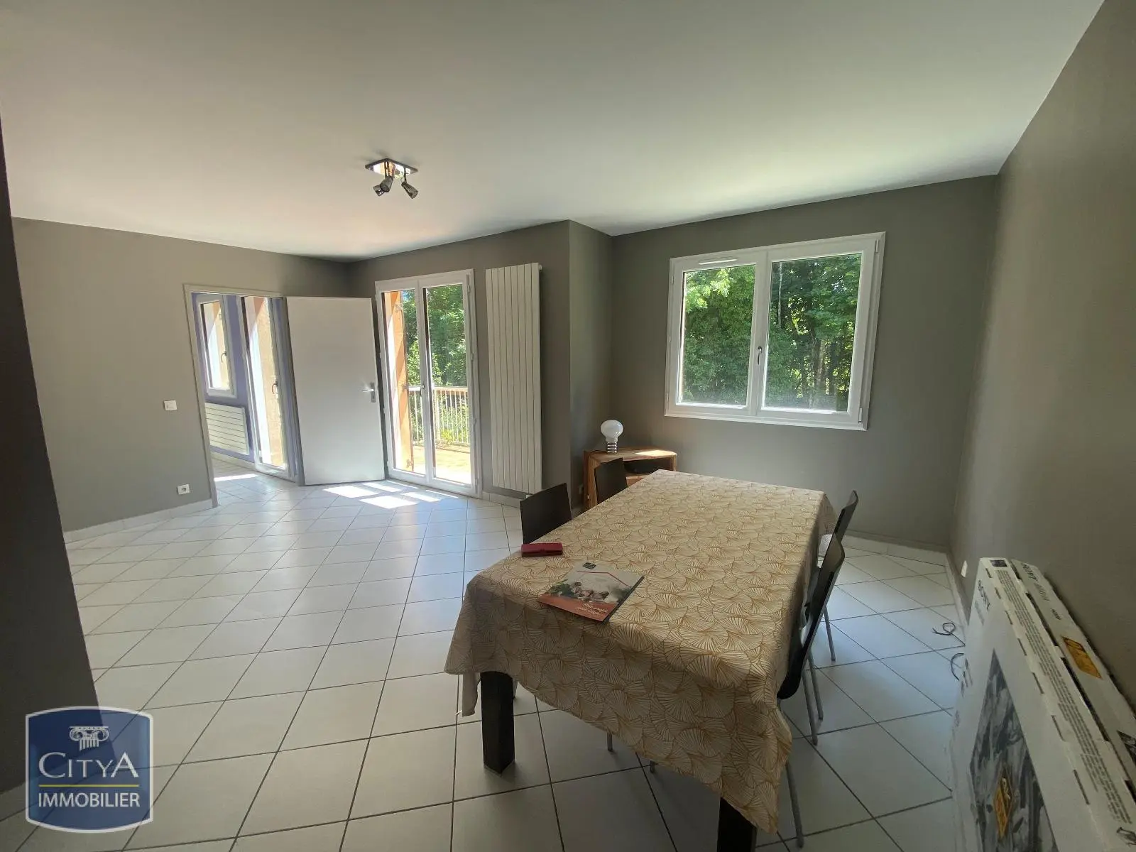 Photo 3 Appartement 6 pièces