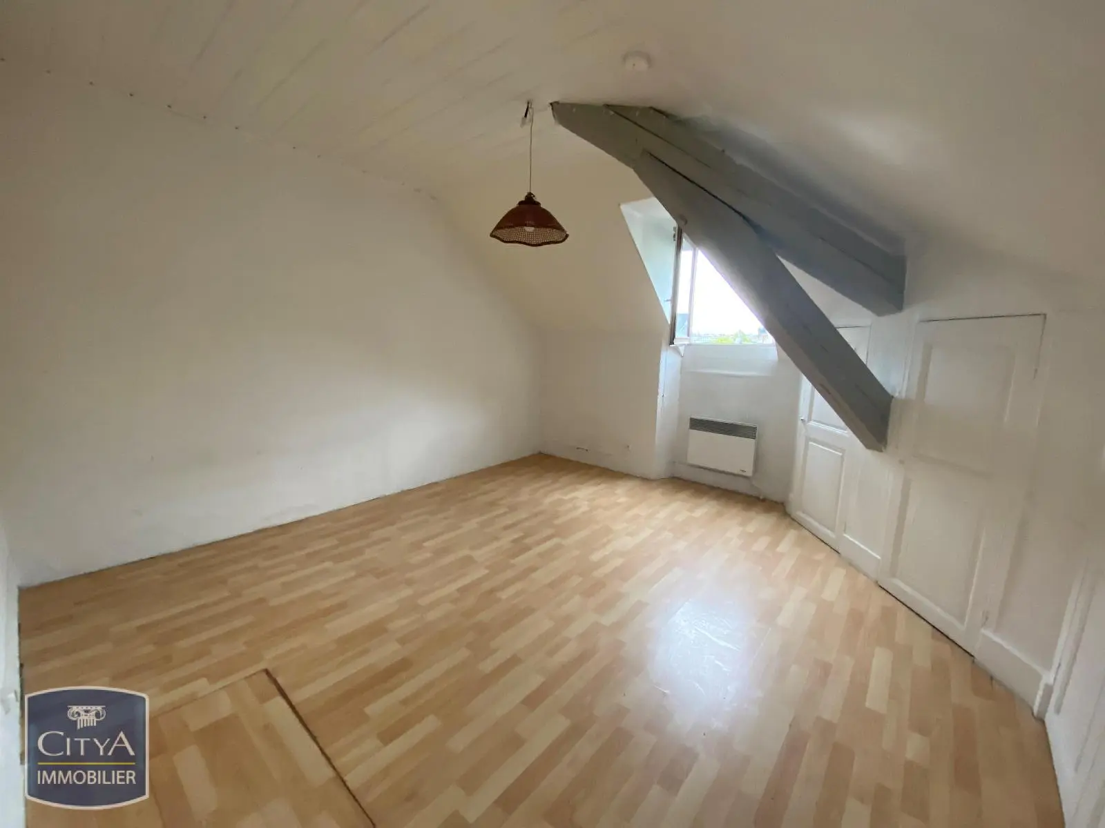 Photo 1 Appartement 1 pièce 21.8m²
