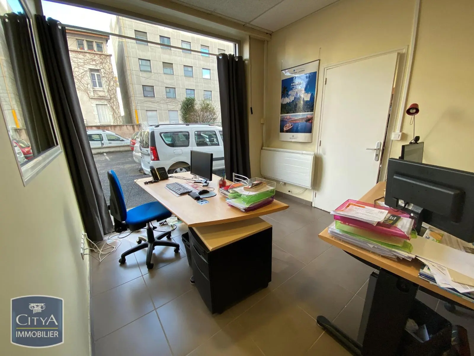 Photo 1 Local Commercial