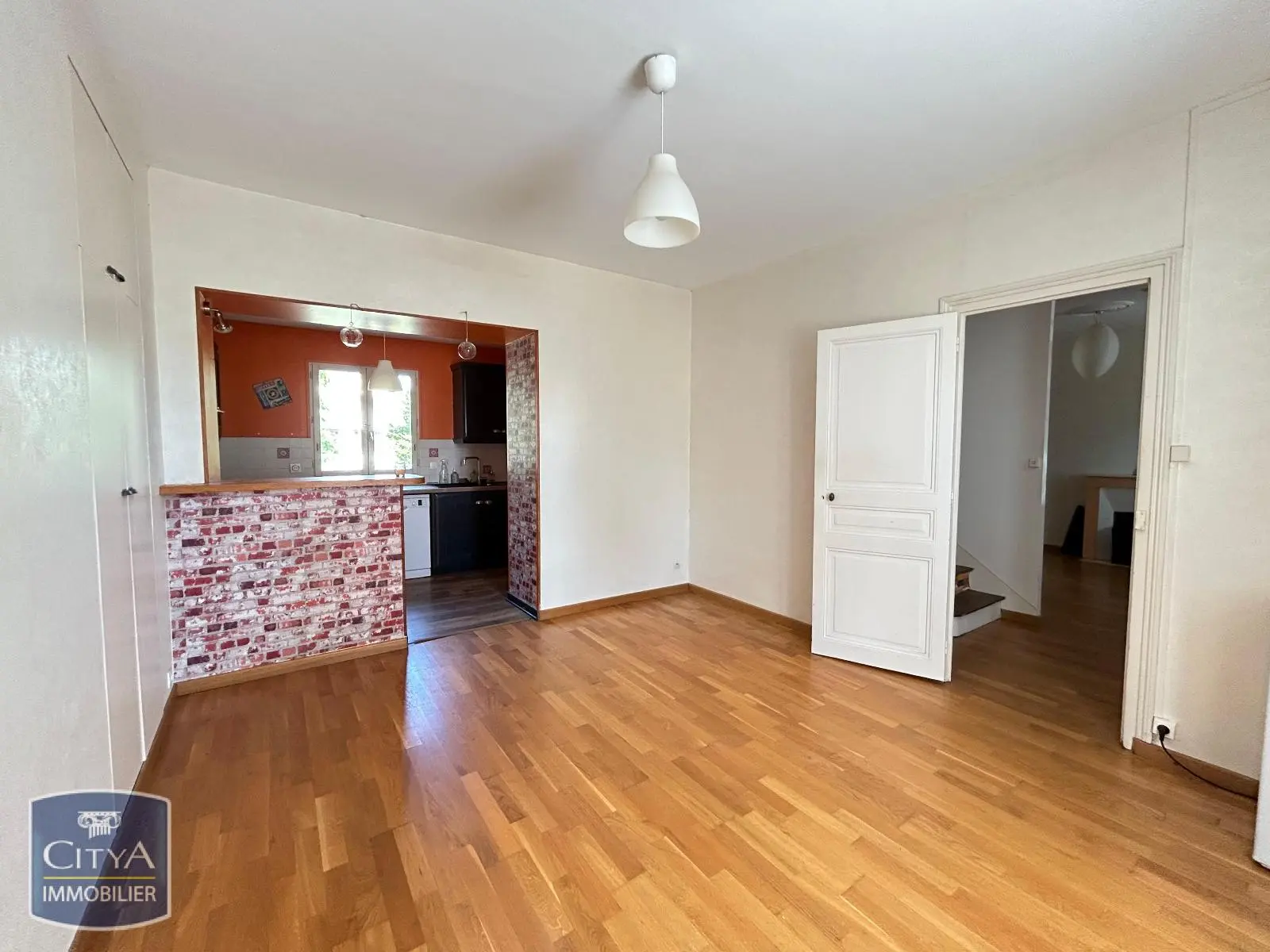Photo 1 Maison 5 pièces 120m²
