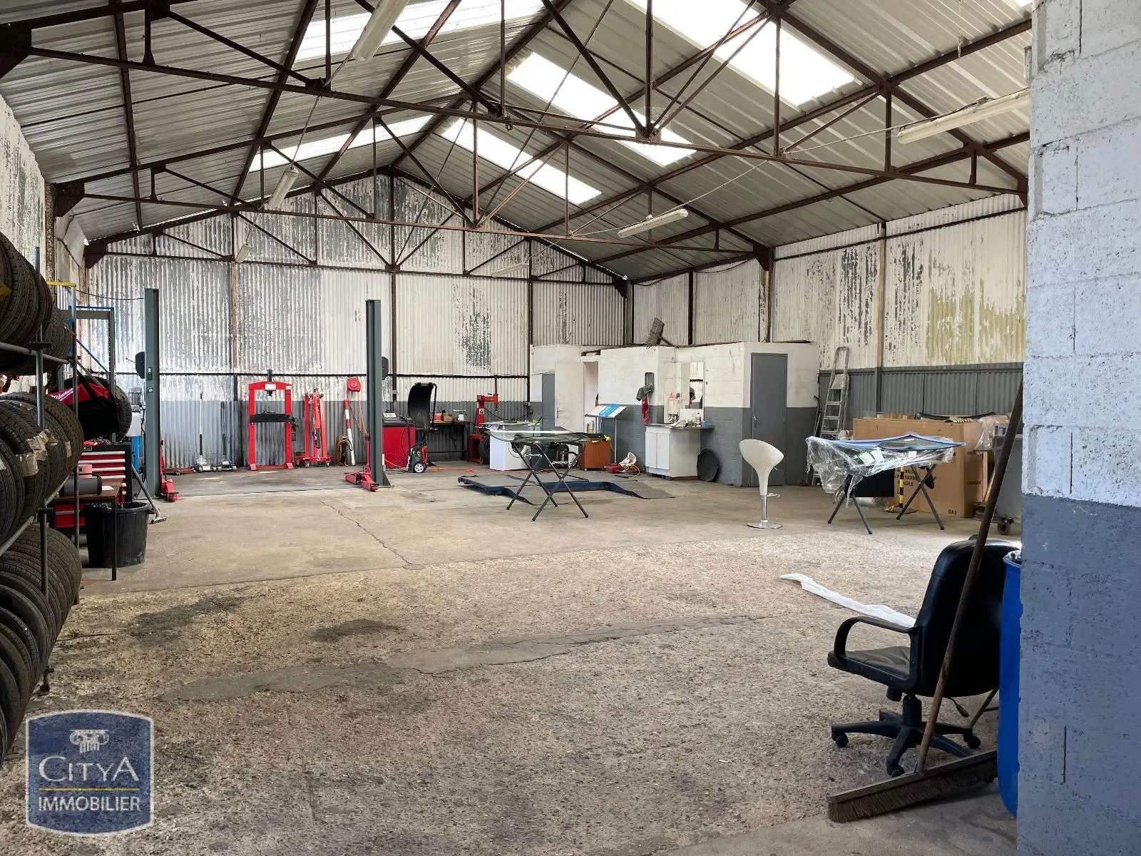 Photo 4 Local Commercial 200m²