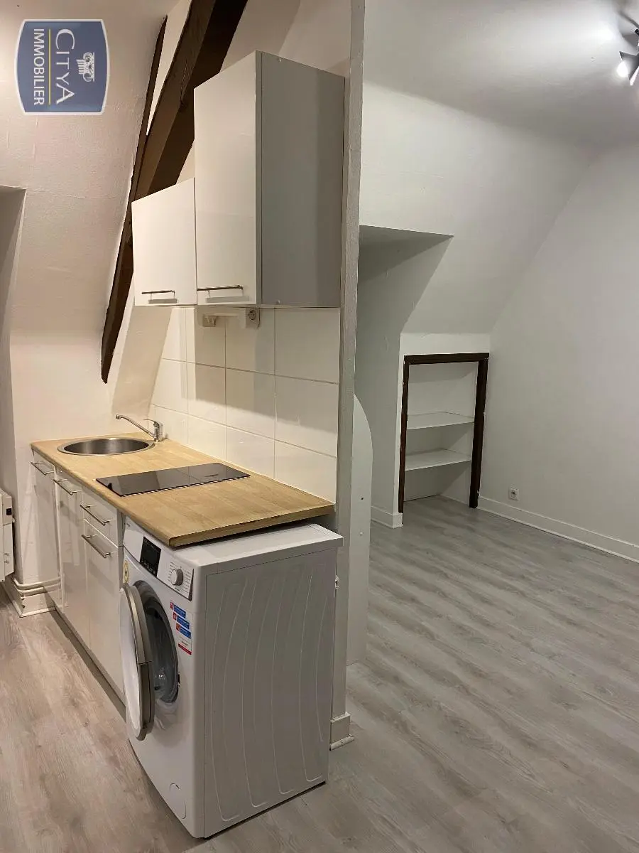 Photo 1 Appartement 1 pièce 20.41m²