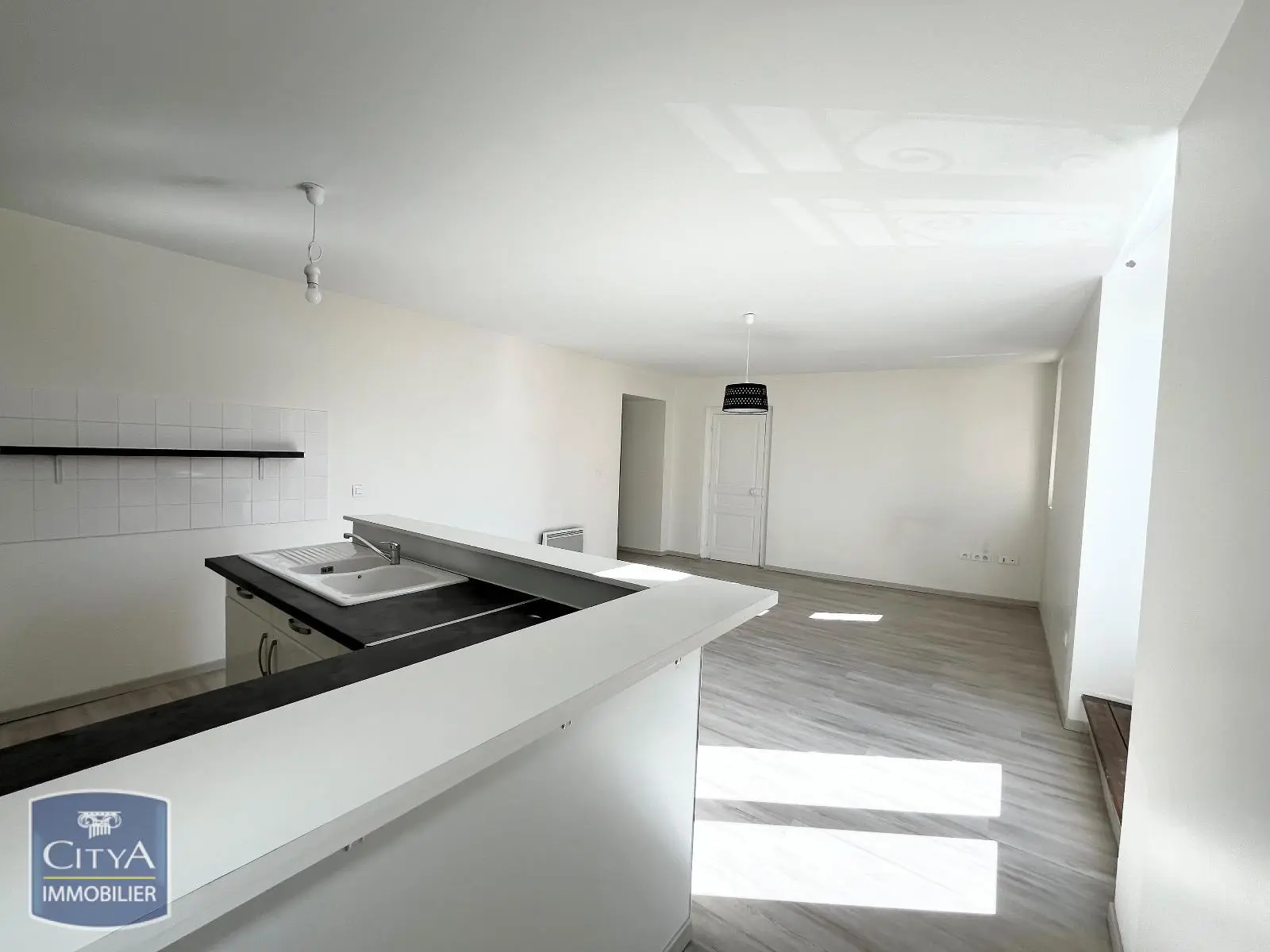 Photo 3 pour Appartement 2 pièces 49.79m² Photo 3 Appartement 2 pièces 49.79m²