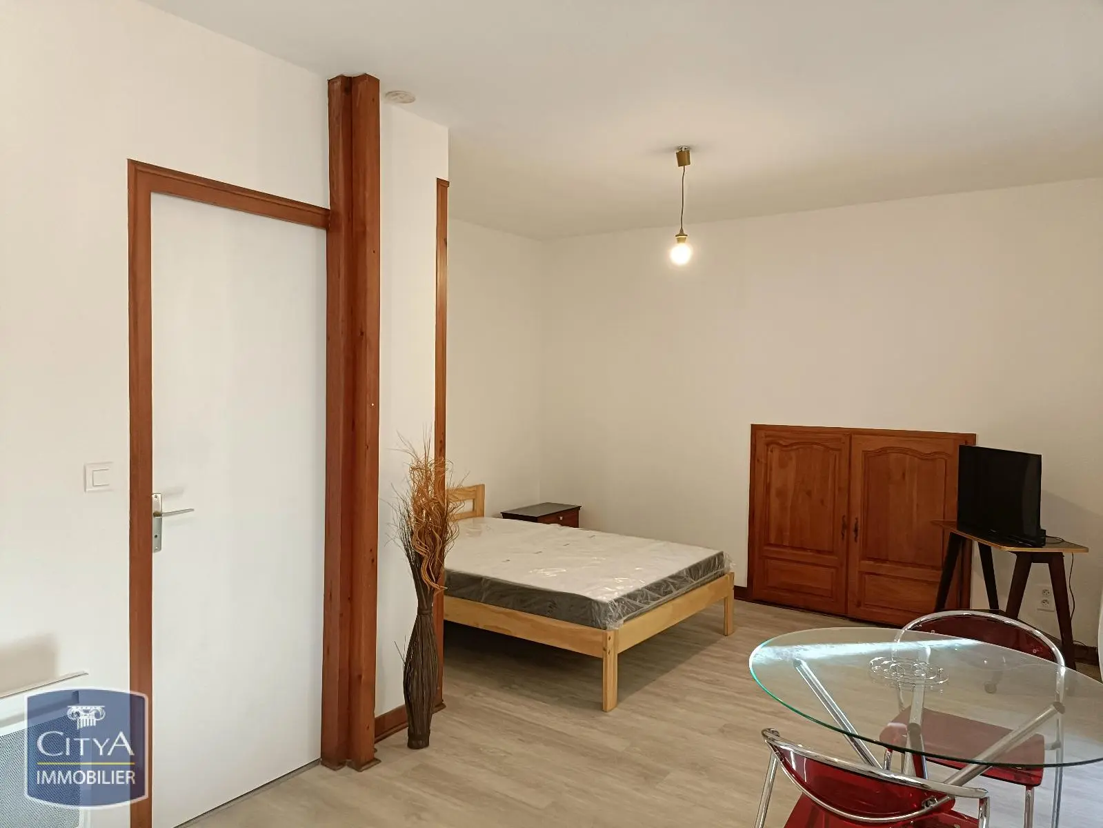 Photo 2 Appartement 1 pièce 21.68m²