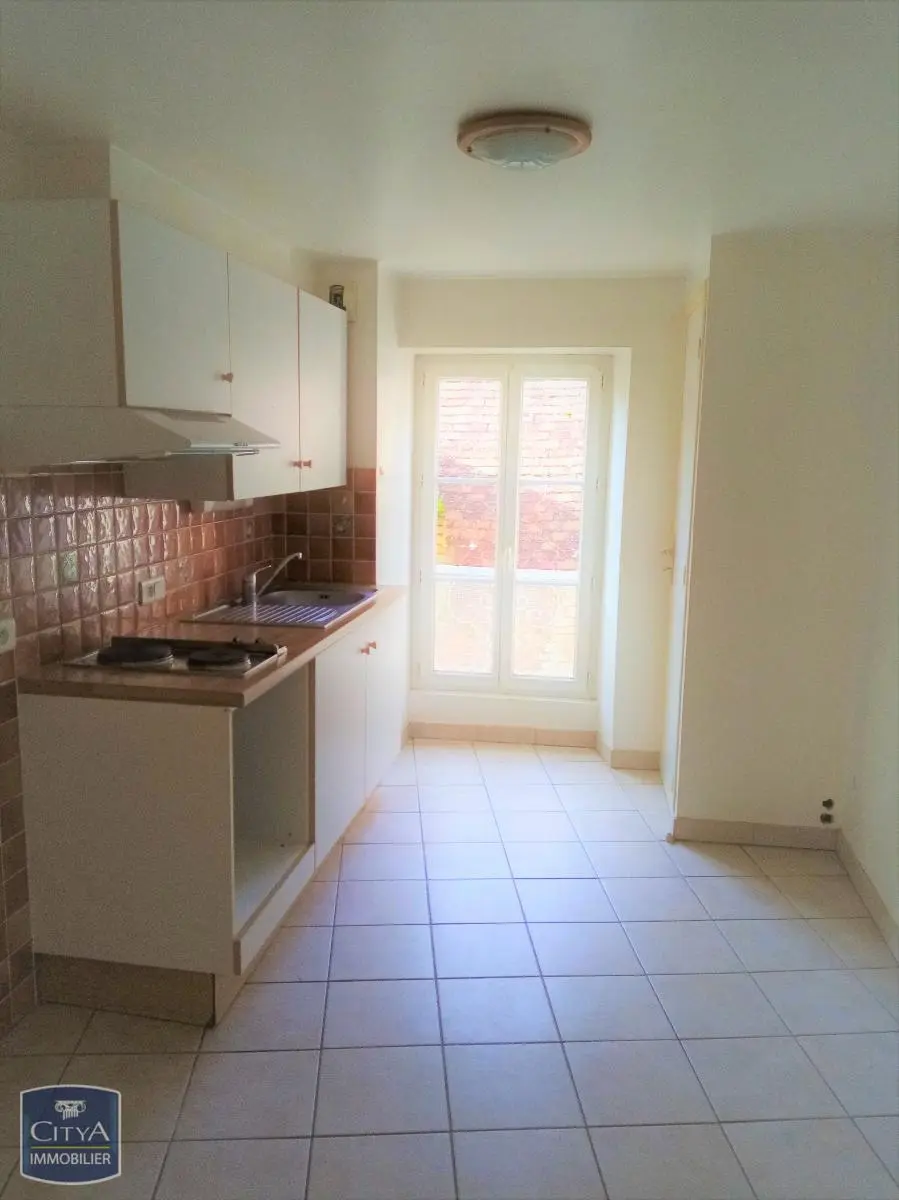 Photo 2 Appartement 1 pièce 27.5m²
