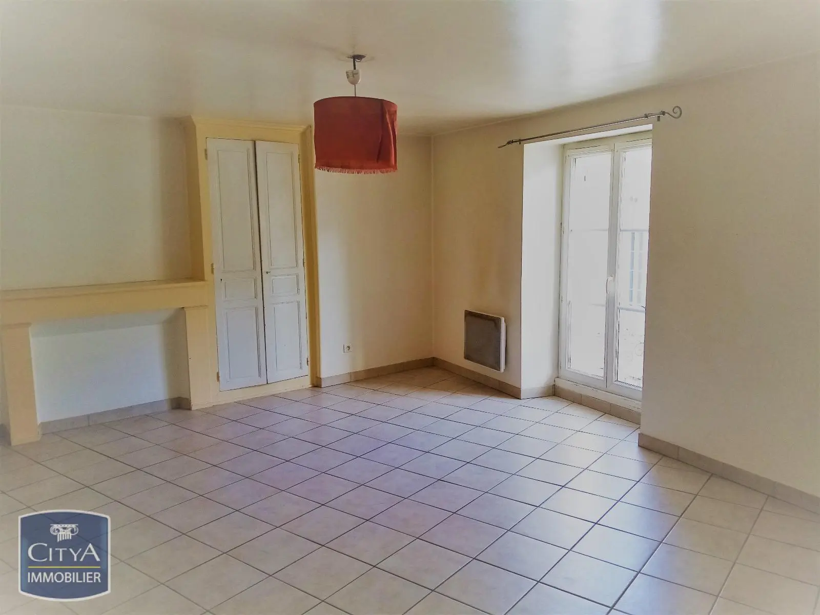 Photo 1 Appartement 1 pièce 27.5m²