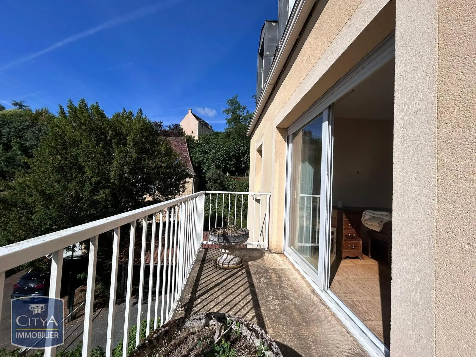 Photo 1 Appartement 4 pièces 146.32m²