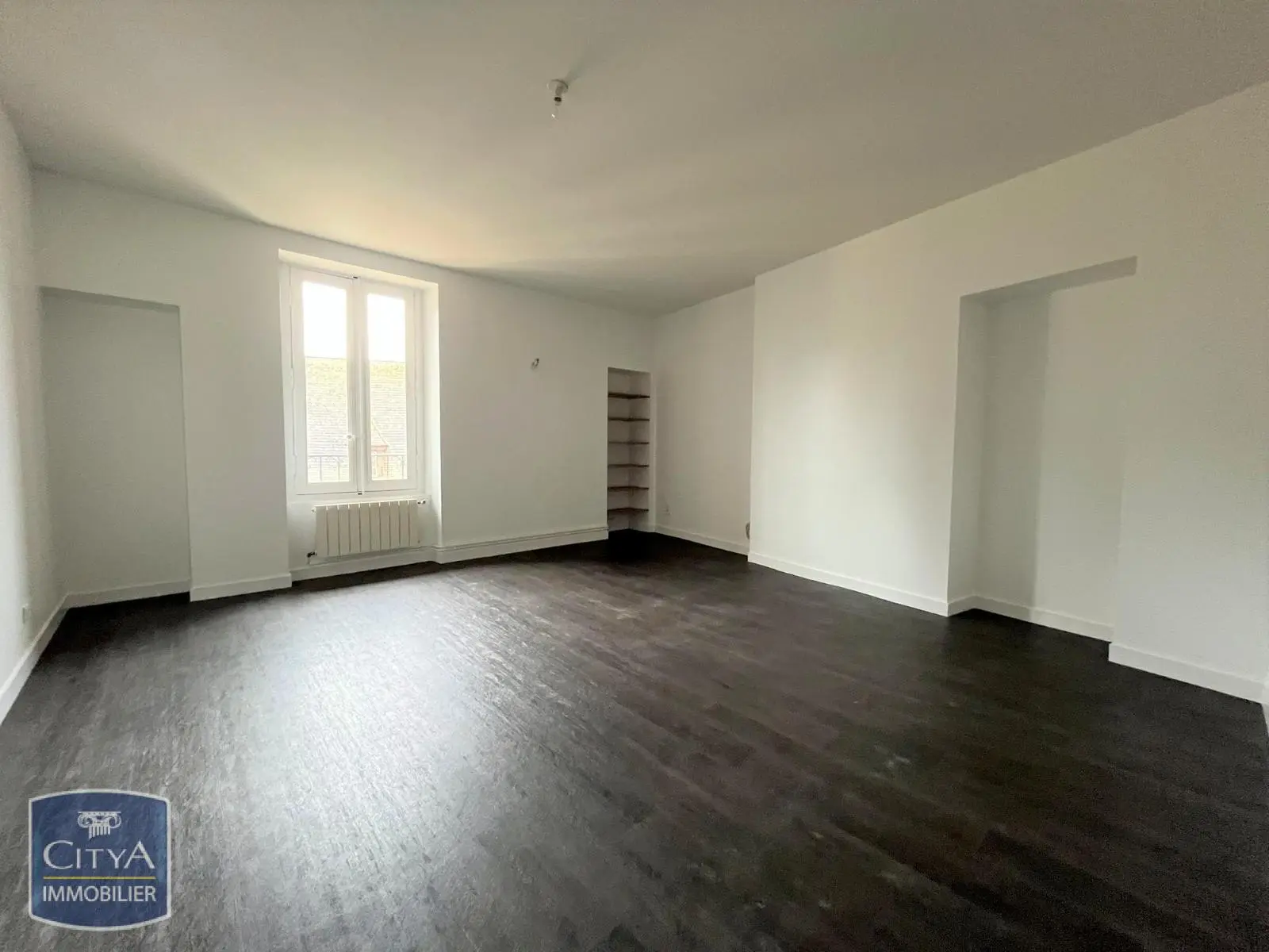 Photo 3 Appartement 2 pièces 57.14m²