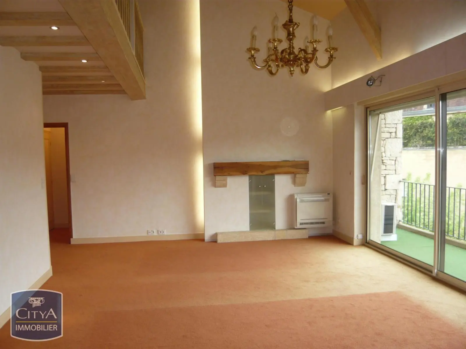 Photo 2 Appartement 5 pièces 149.82m²