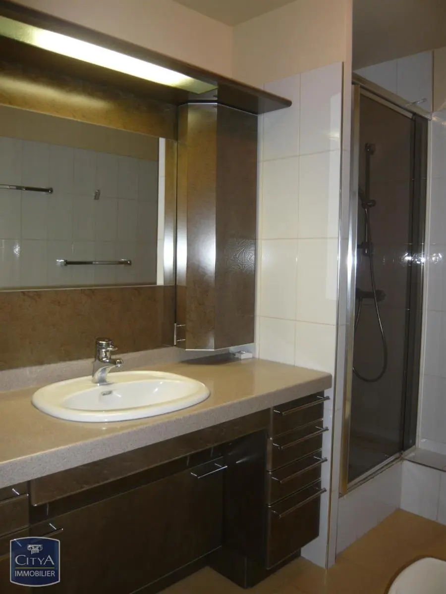 Photo 11 Appartement 5 pièces 149.82m²