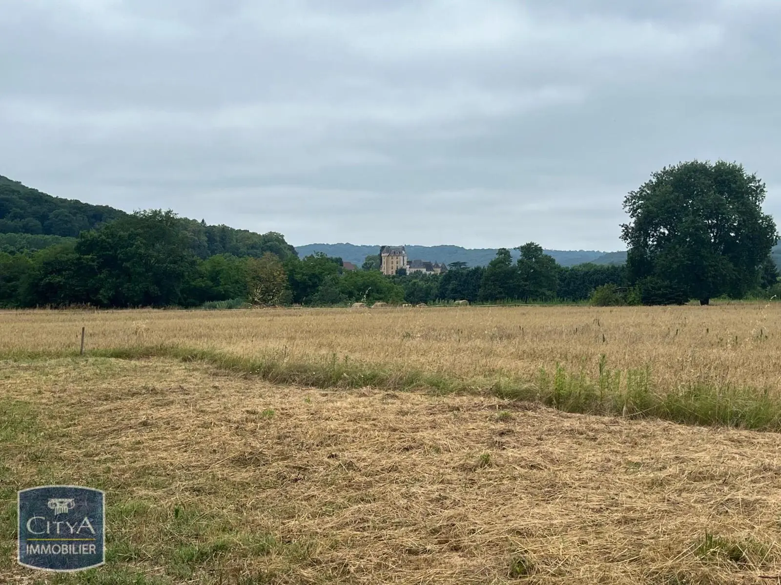 Photo 14 pour Maison 4 pièces 120m² Photo 14 Maison 4 pièces 120m²