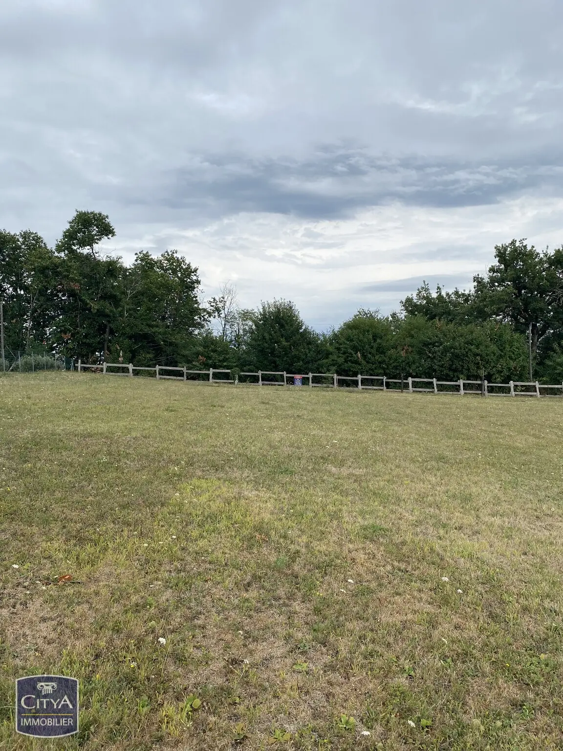 Photo 1 Terrain