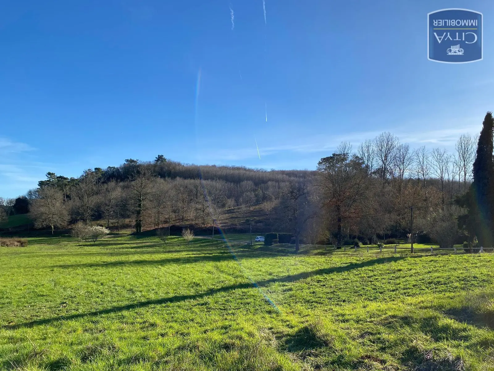 Photo 1 Terrain 2140m²