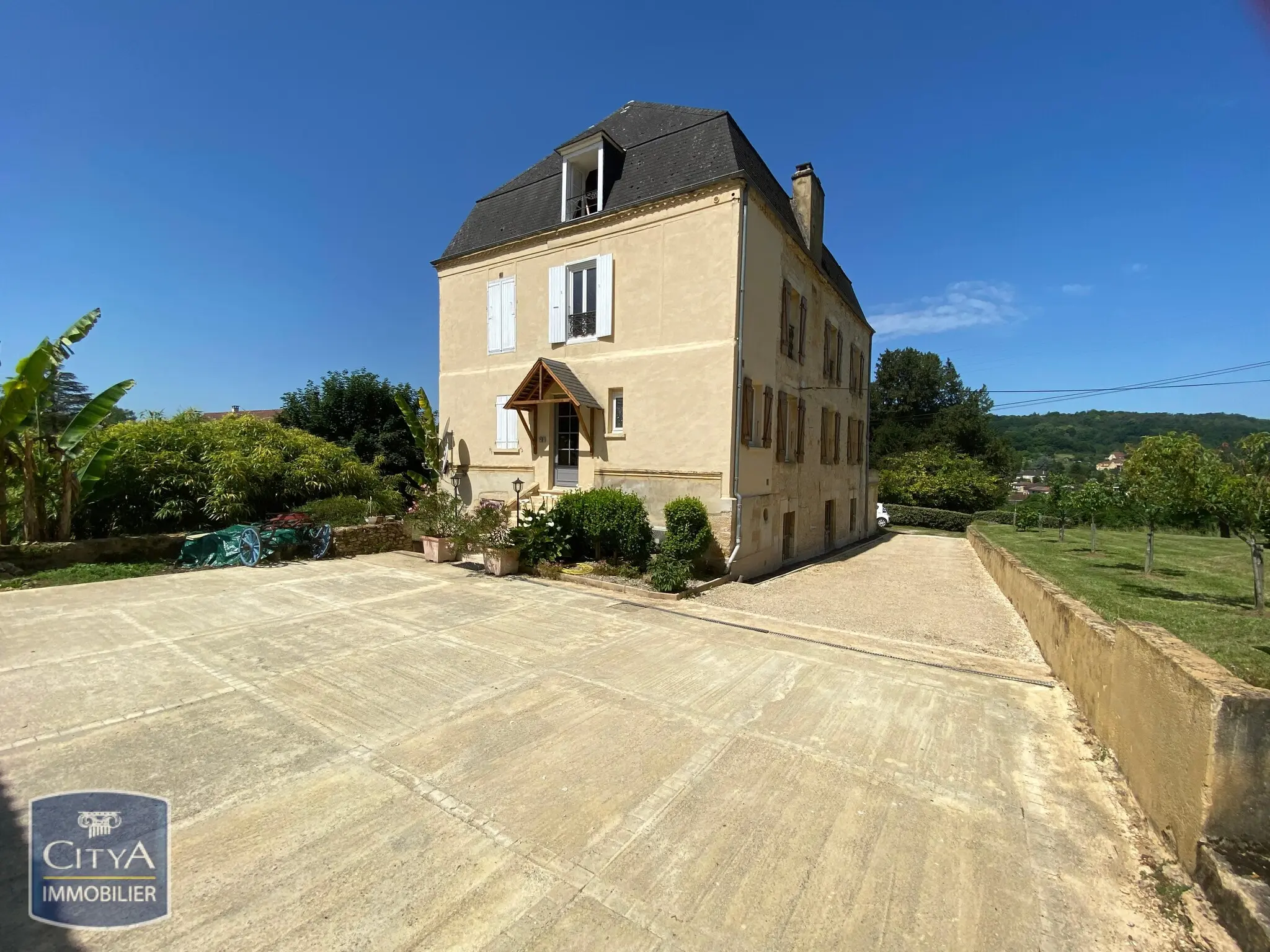 Photo 4 Maison 10 pièces 350m²