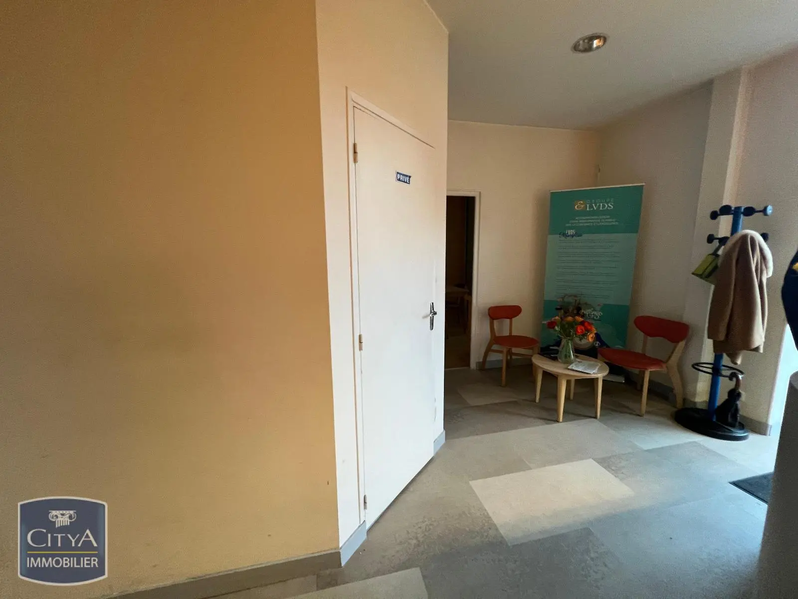 Photo 3 Local Professionnel 4 pièces