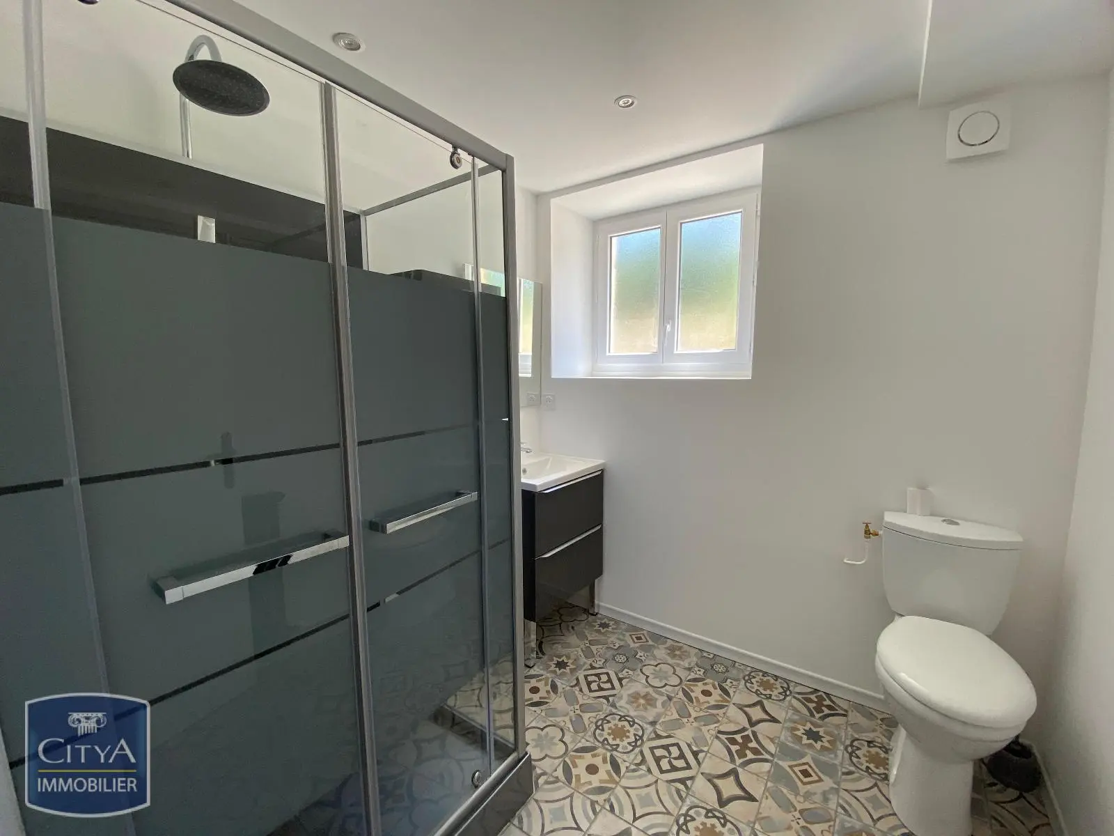 Photo 12 Maison 7 pièces 200m²