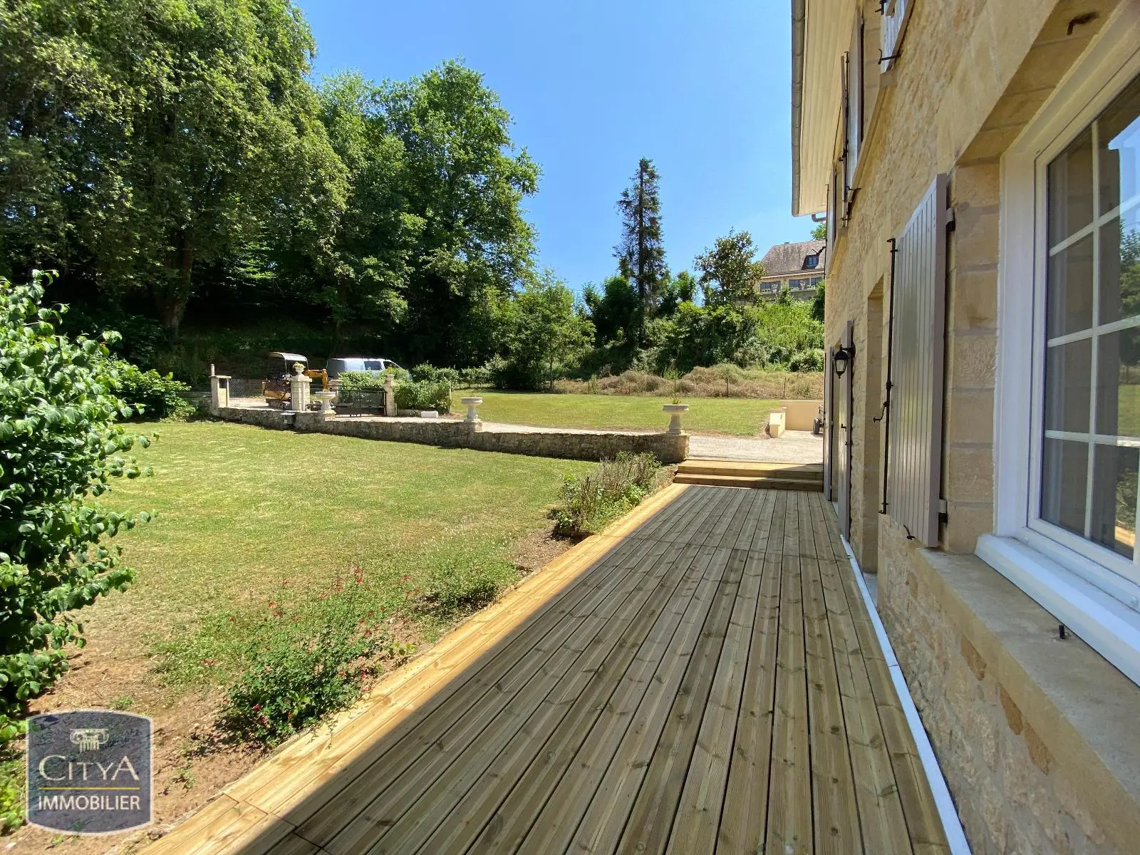 Photo 7 Maison 7 pièces 200m²