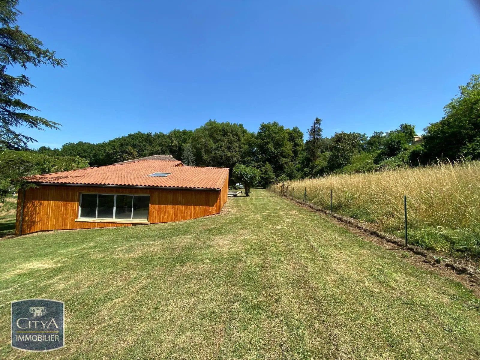 Photo 21 Maison 7 pièces 200m²