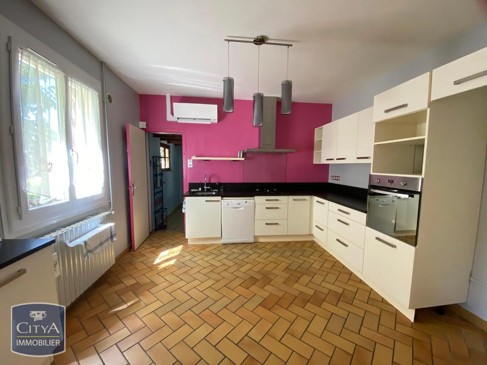 Photo 6 Maison 6 pièces 190m²