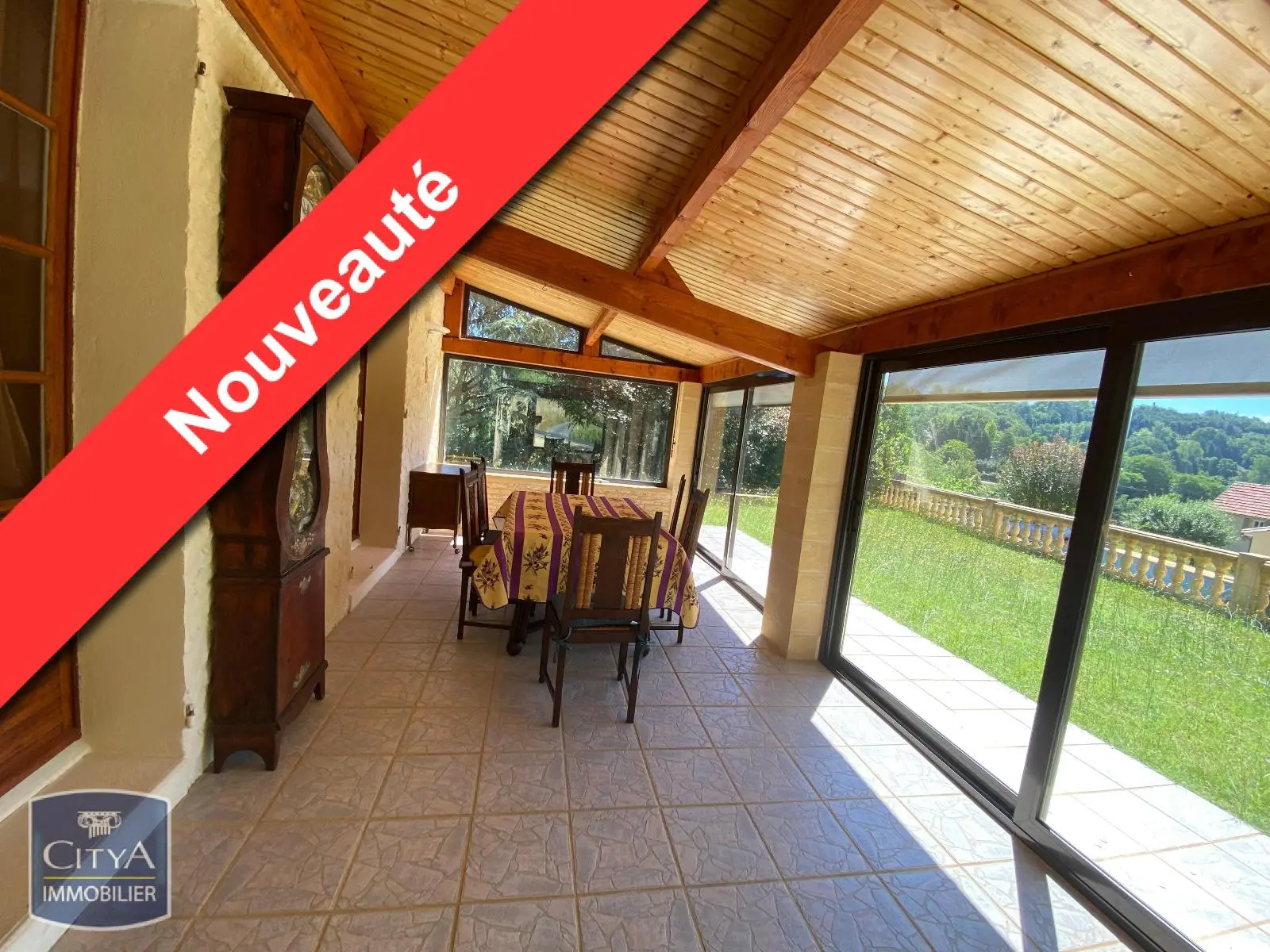 Photo 5 Maison 6 pièces 190m²