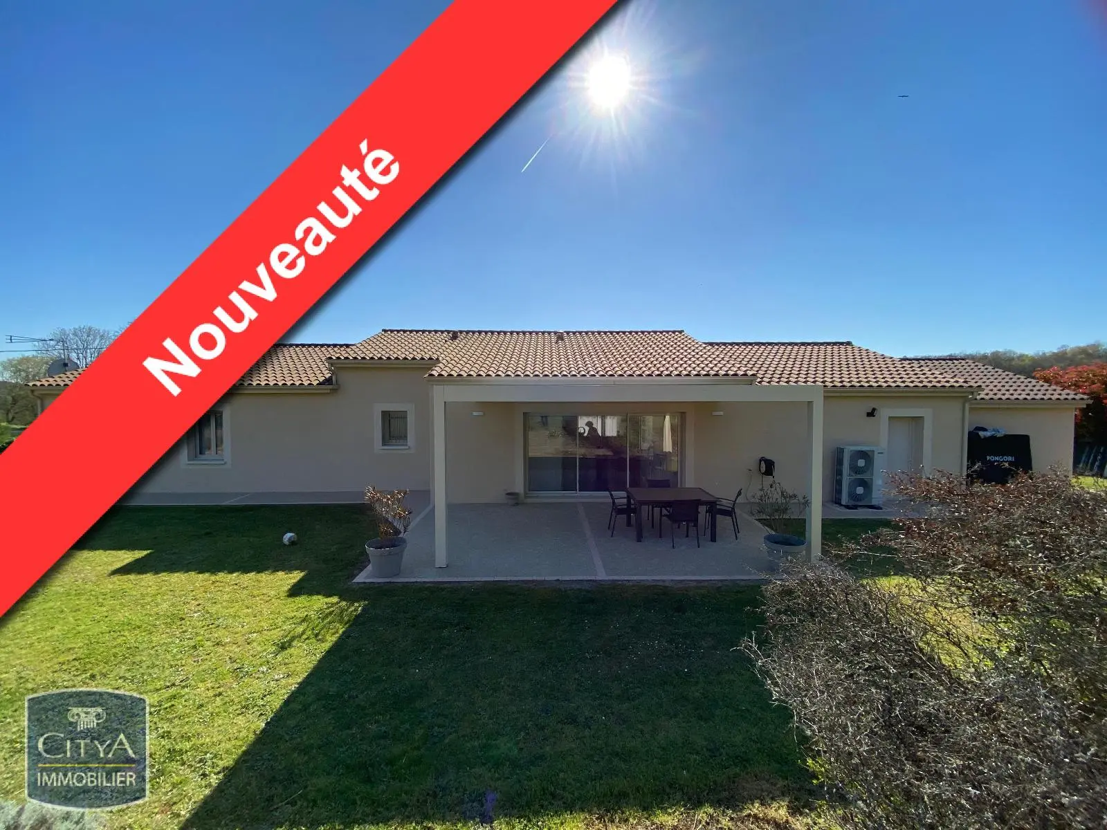 Photo 1 Maison 6 pièces 153m²