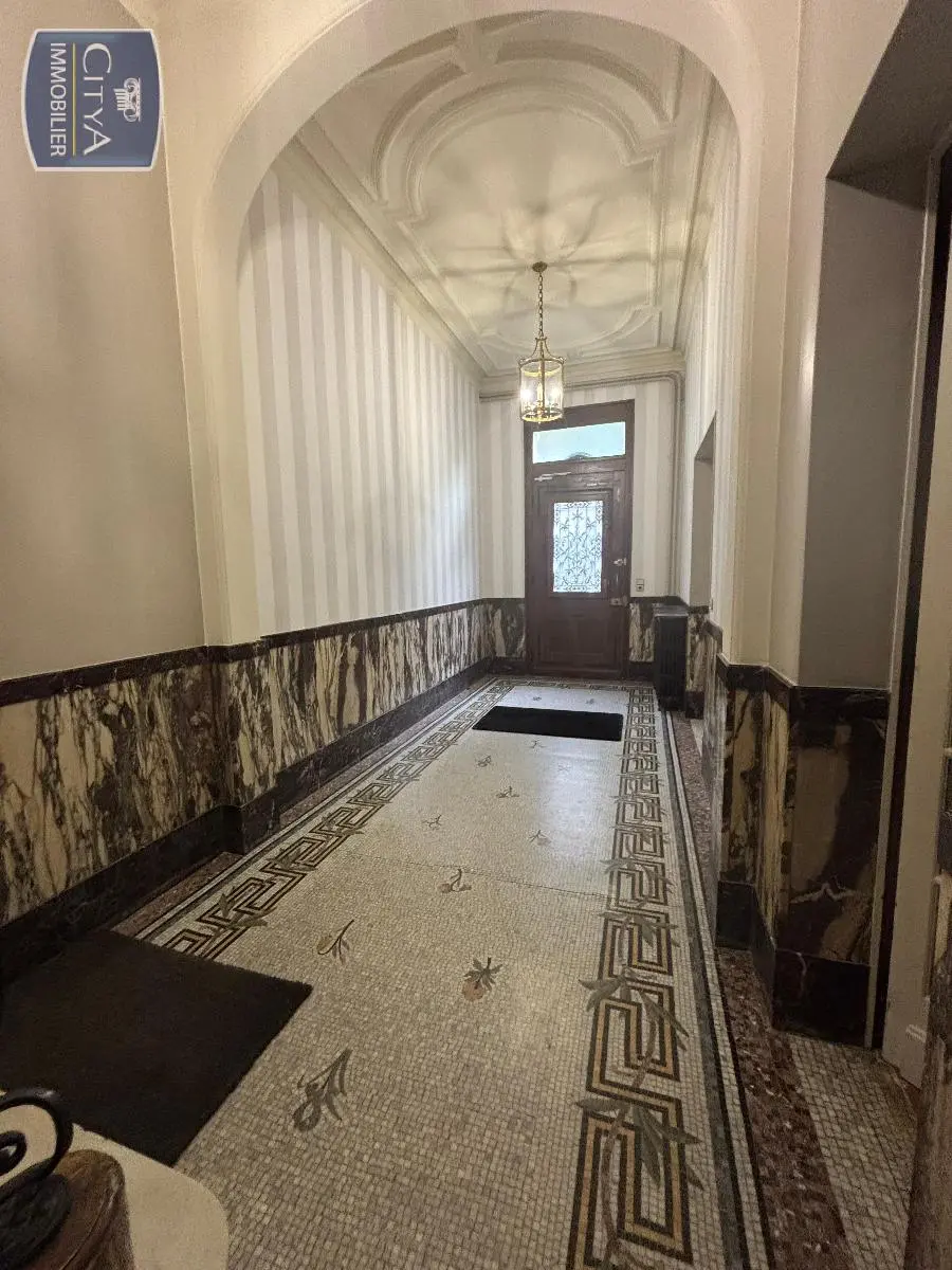 Photo 8 Local Professionnel