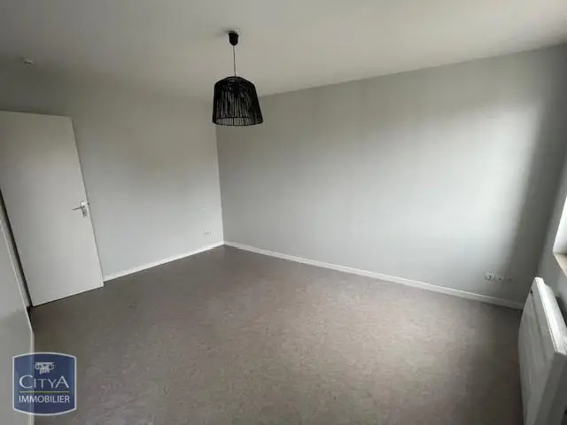 Photo 1 Appartement 1 pièce 18.8m²