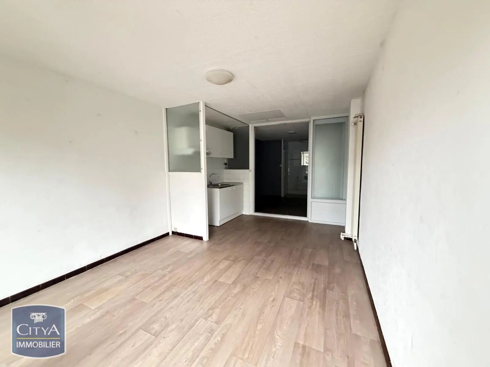 Photo 1 Appartement 1 pièce 30.81m²