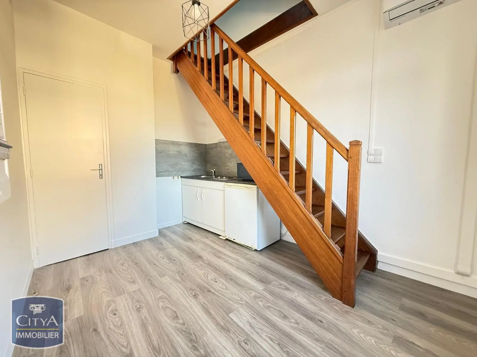 Photo 1 Appartement 2 pièces 16.16m²