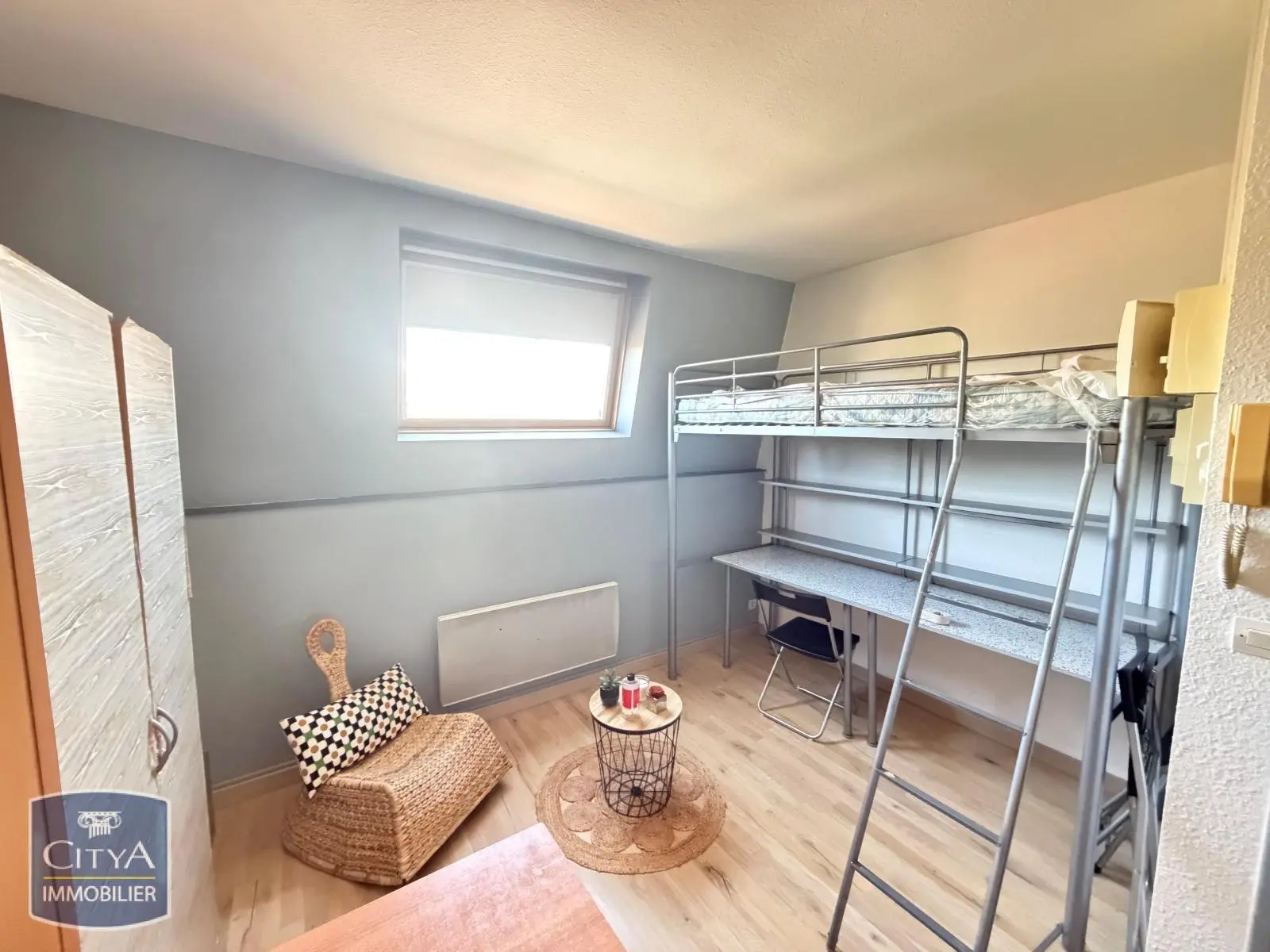 Photo 2 Appartement 1 pièce 15.24m²
