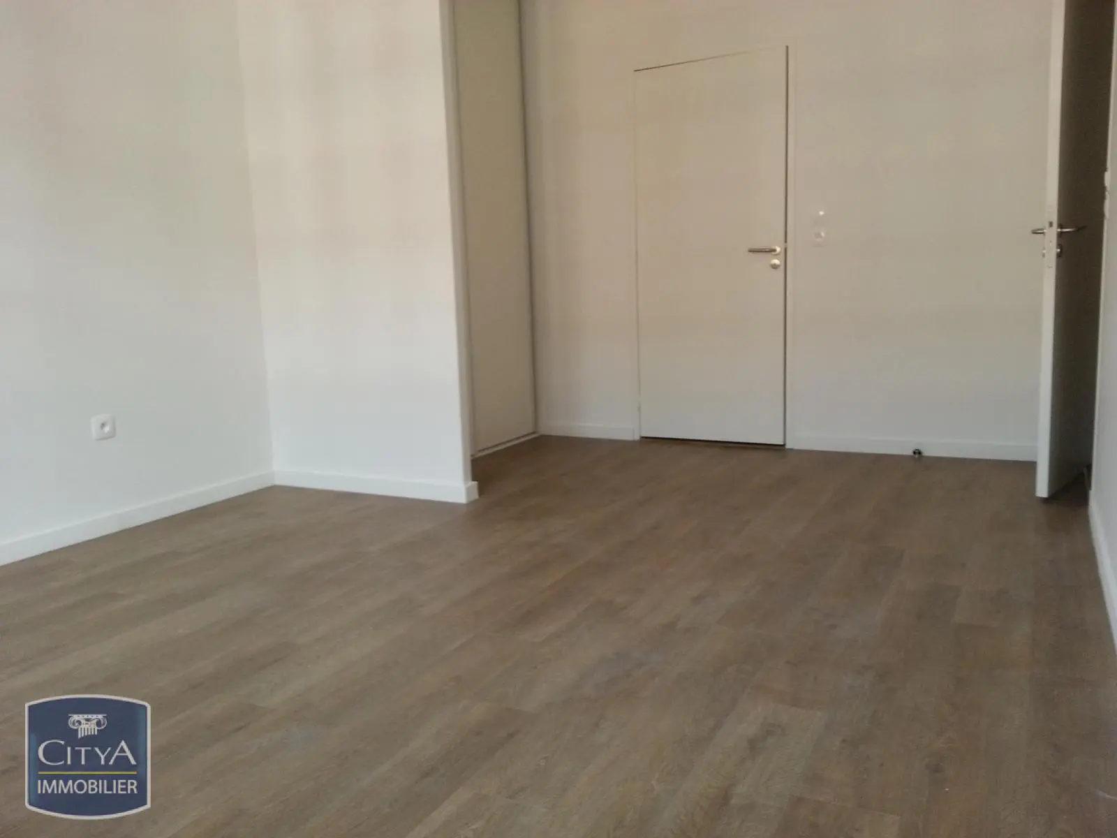 Photo 2 Appartement 4 pièces 84m²