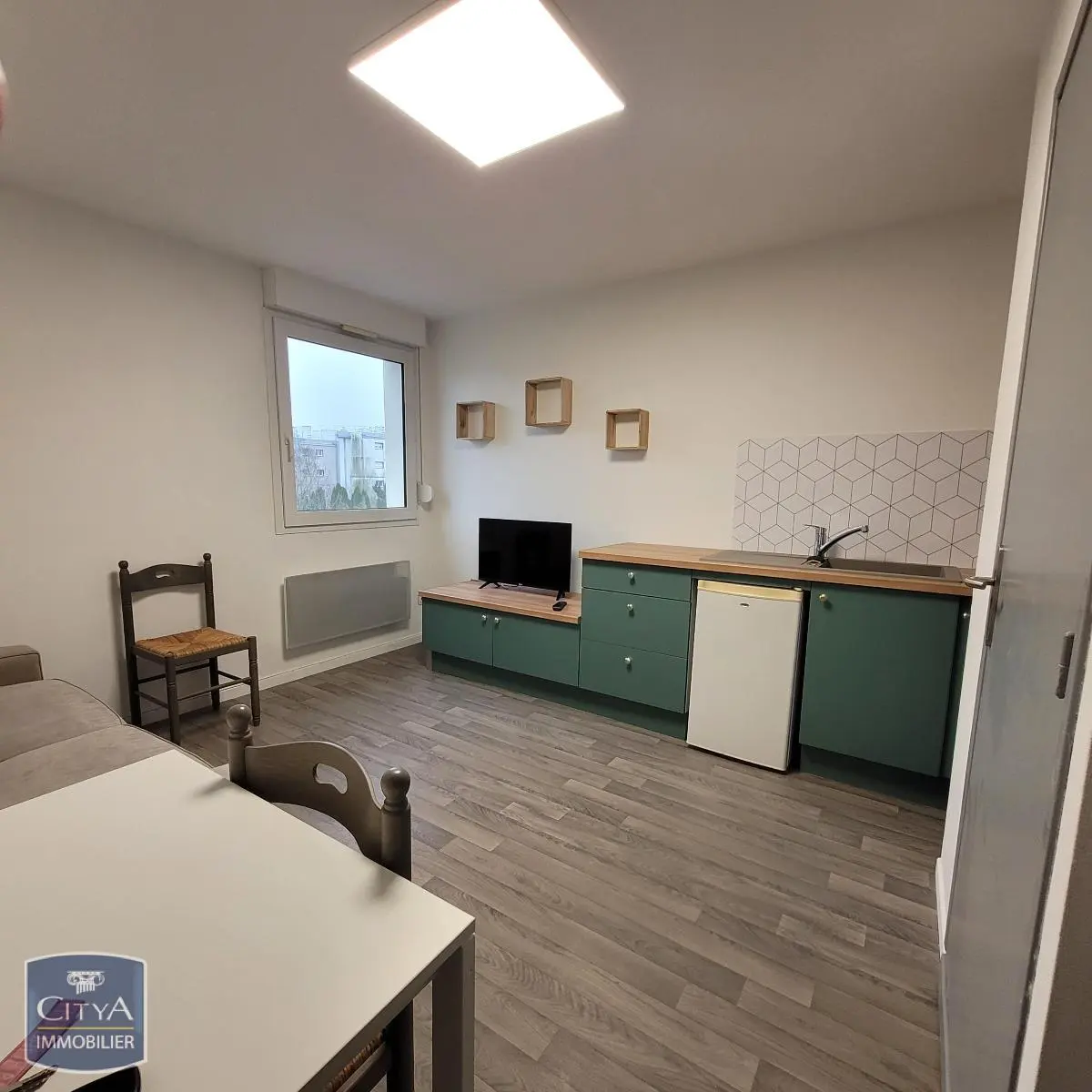 Photo 1 Appartement 1 pièce 18.58m²