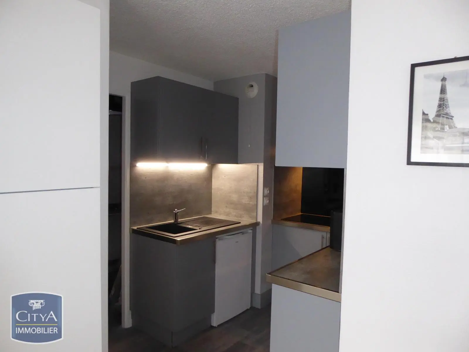 Photo 3 Appartement 2 pièces 27.6m²