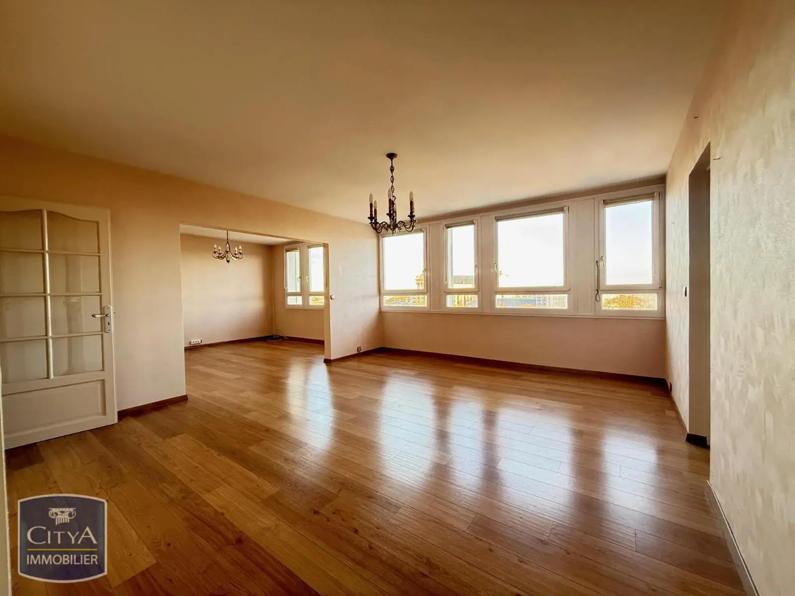 Photo 1 Appartement 3 pièces 87.8m²