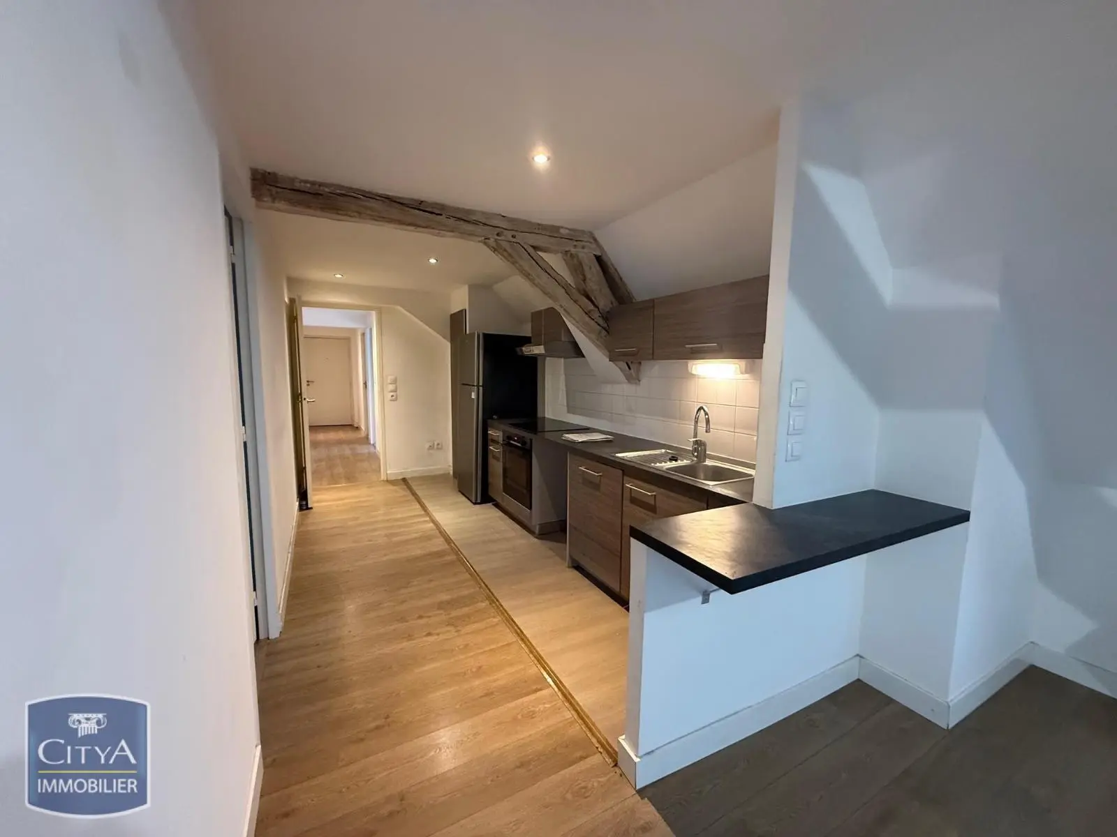 Photo 1 Appartement 4 pièces 77.86m²