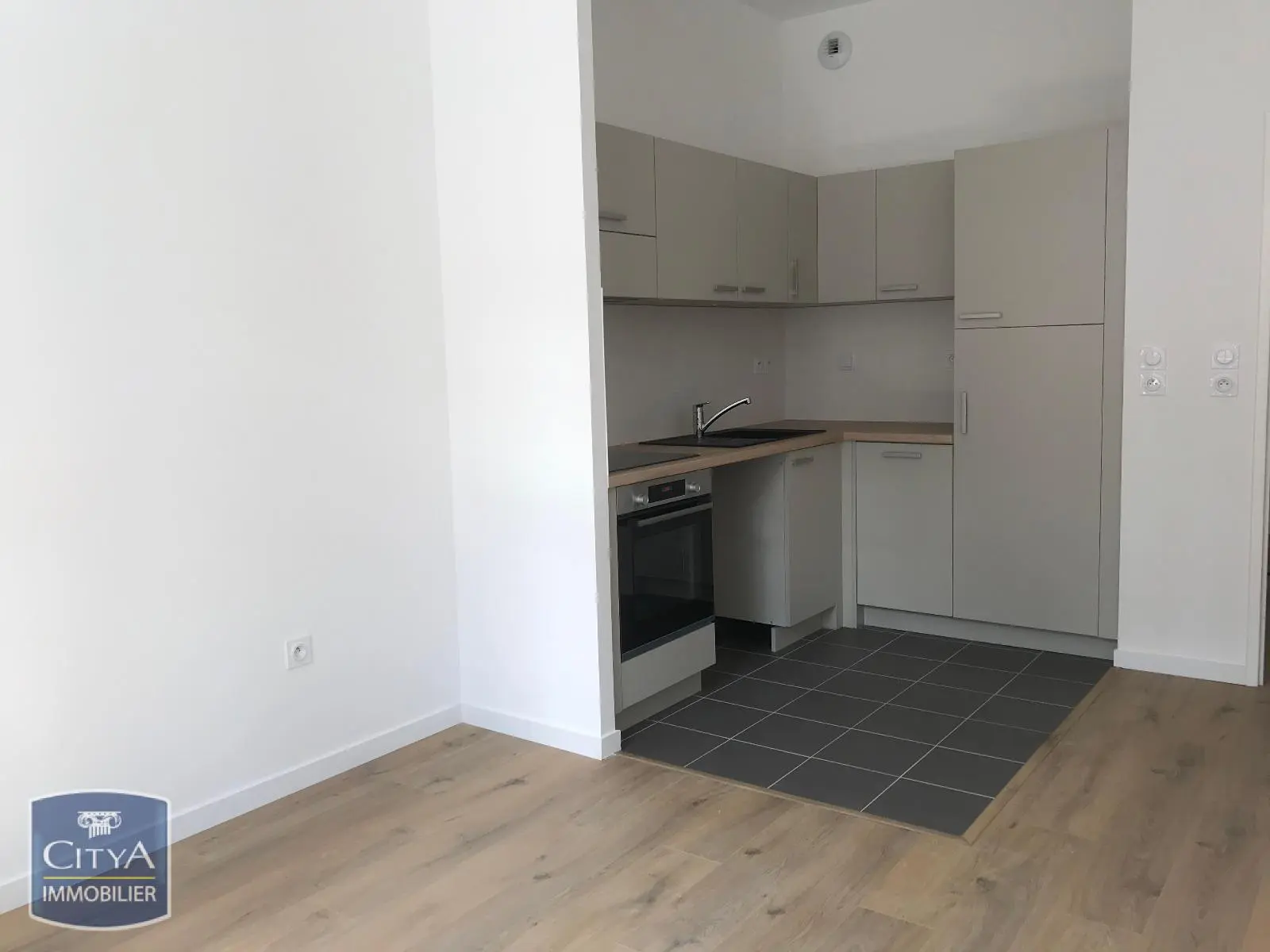 Photo 3 Appartement 2 pièces 37.54m²