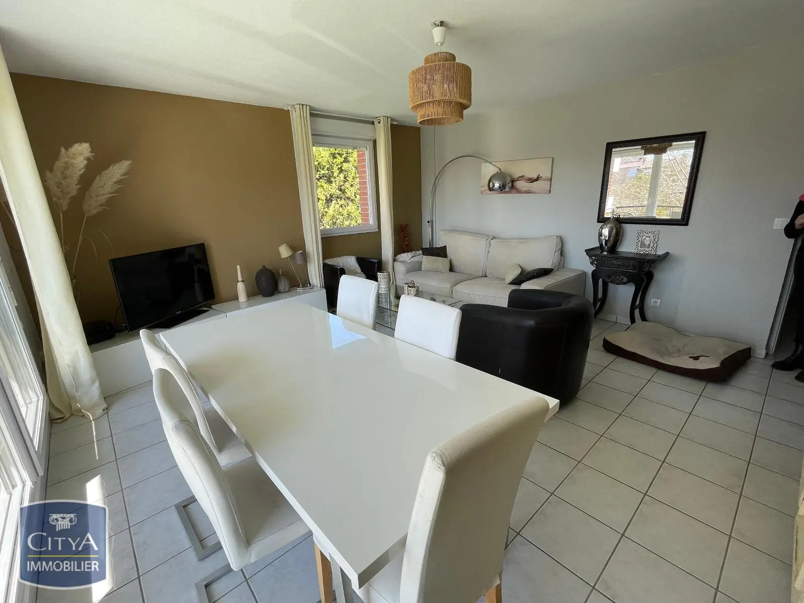 Photo 1 Appartement 4 pièces 81.79m²