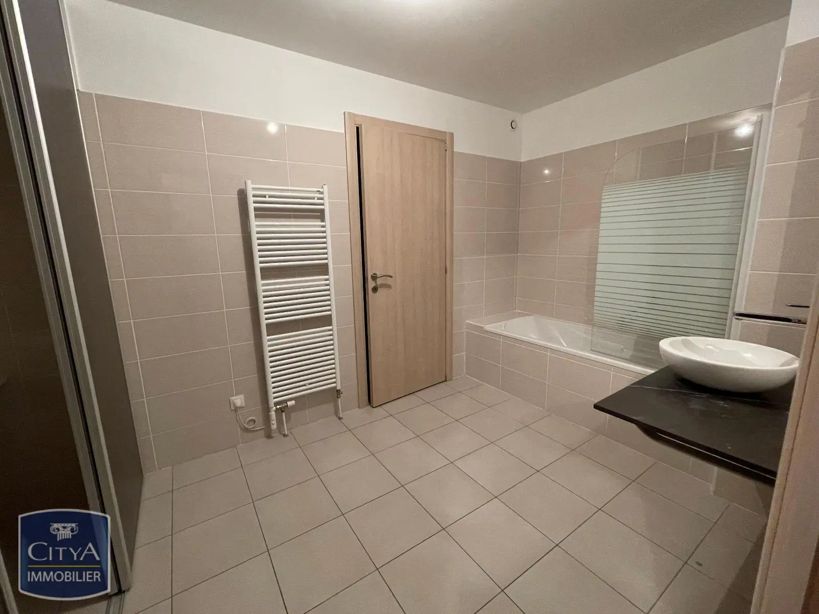 Photo 14 Appartement 4 pièces 131m²