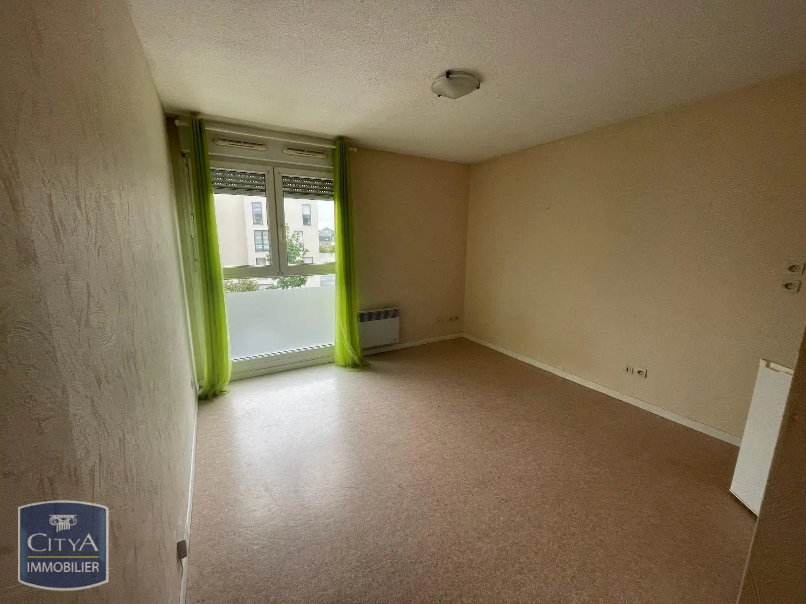 Photo 2 Appartement 1 pièce 19.24m²