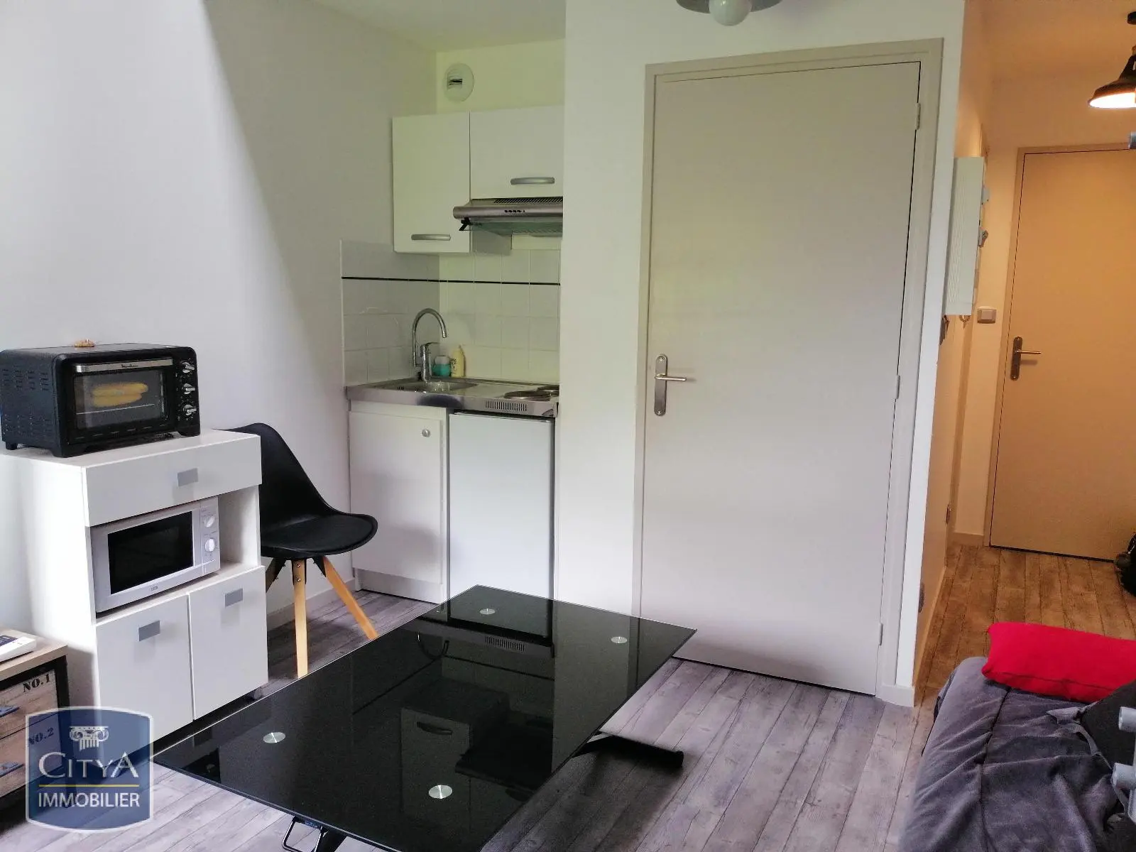 Photo 1 Appartement 1 pièce 29.7m²