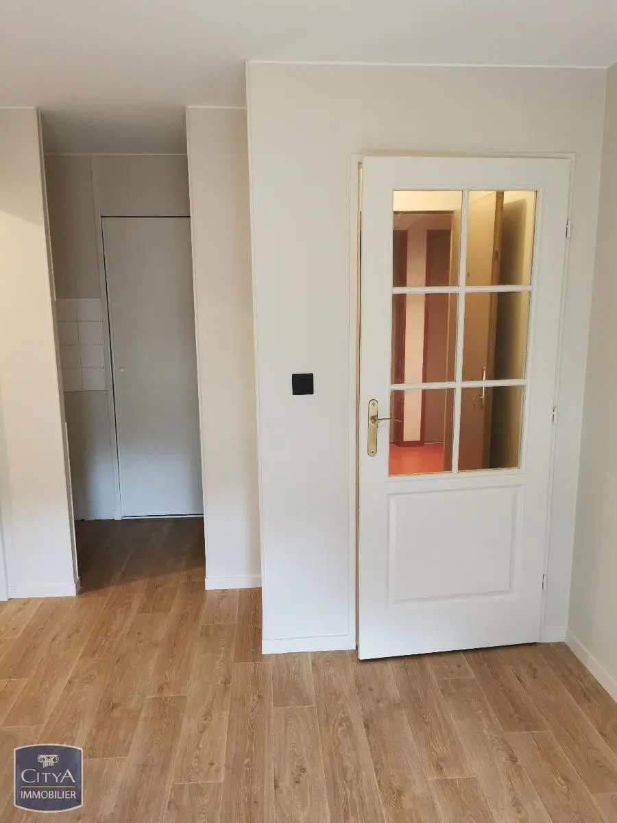 Photo 3 Appartement 2 pièces 28.21m²