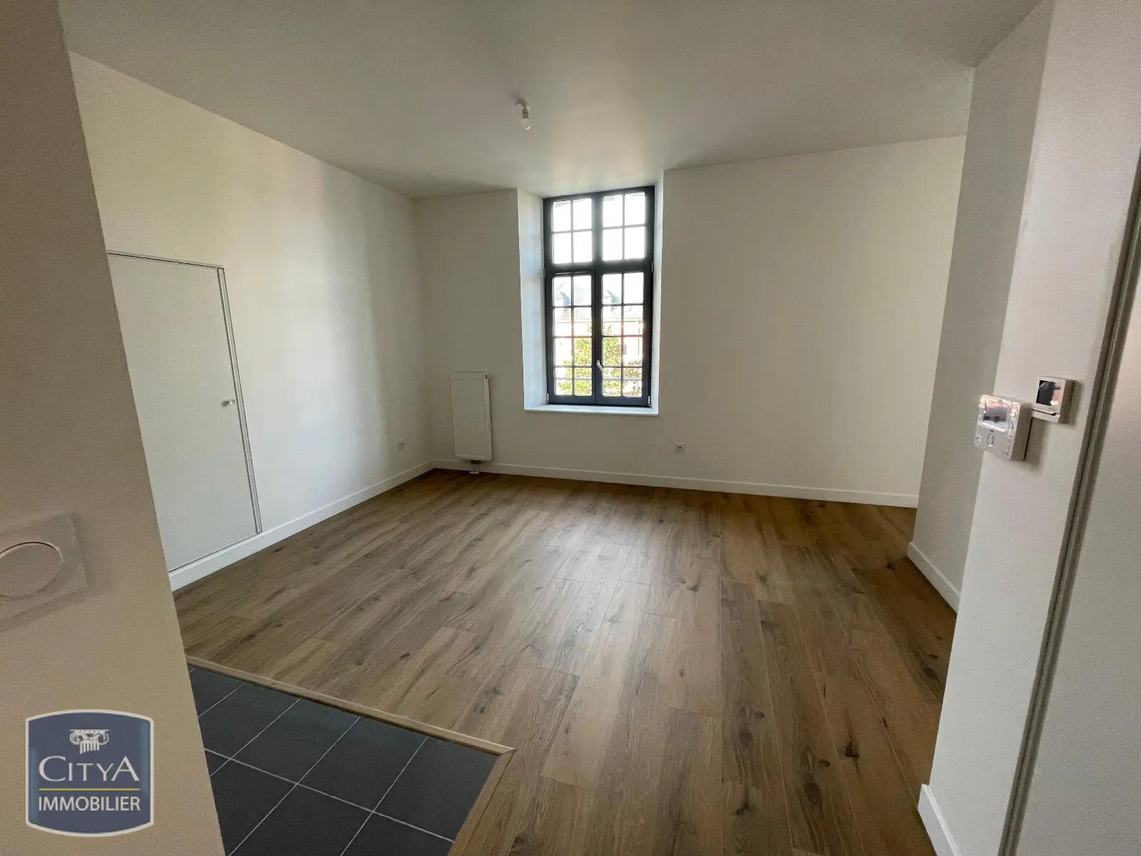 Photo 1 Appartement 1 pièce 30.54m²