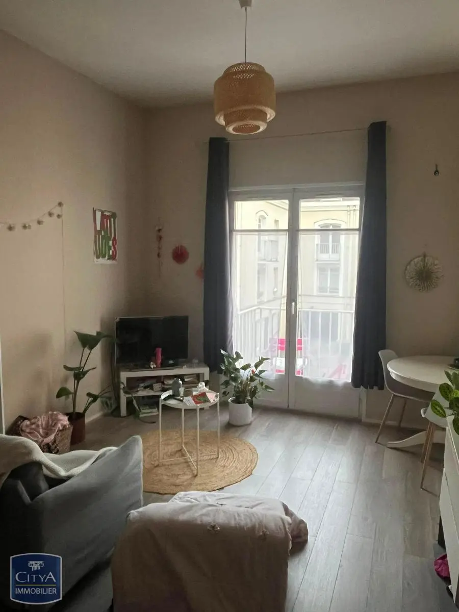 Photo 1 Appartement 1 pièce 34.38m²