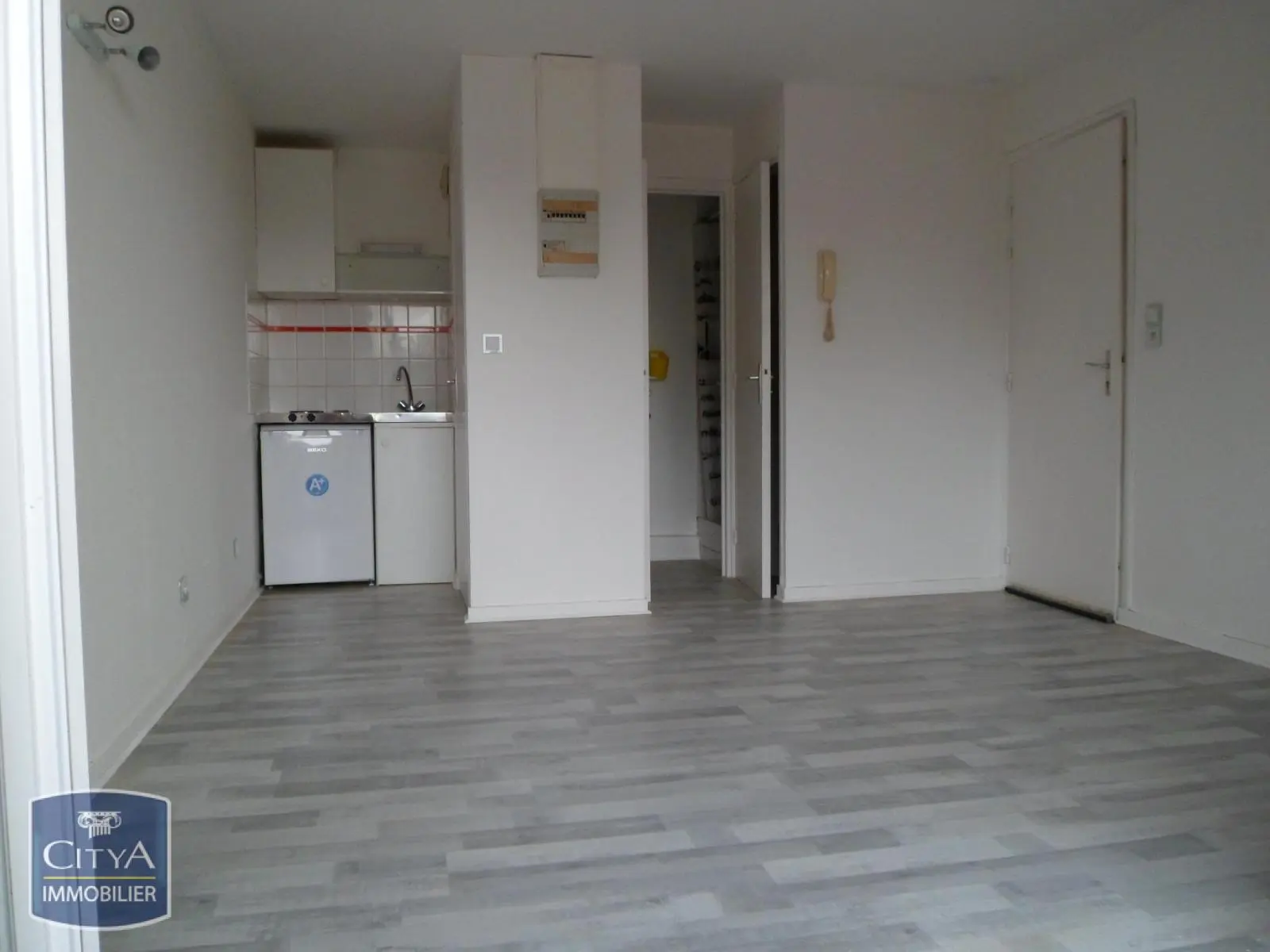 Photo 1 Appartement 1 pièce 19.18m²