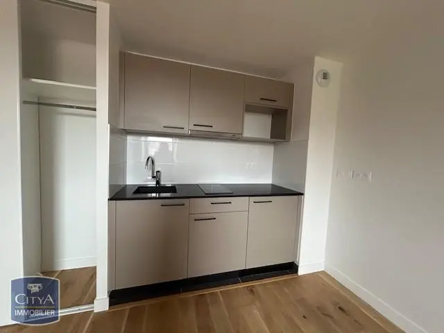 Photo 3 Appartement 1 pièce 35.69m²