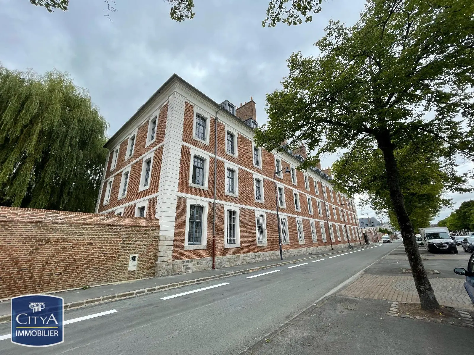 Photo 1 Appartement 1 pièce 30.54m²