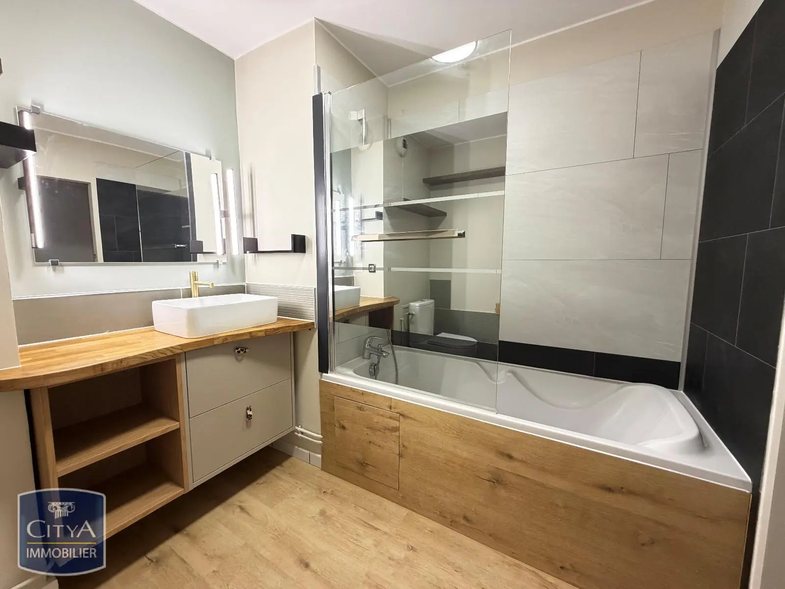 Photo 10 Appartement 3 pièces 80m²