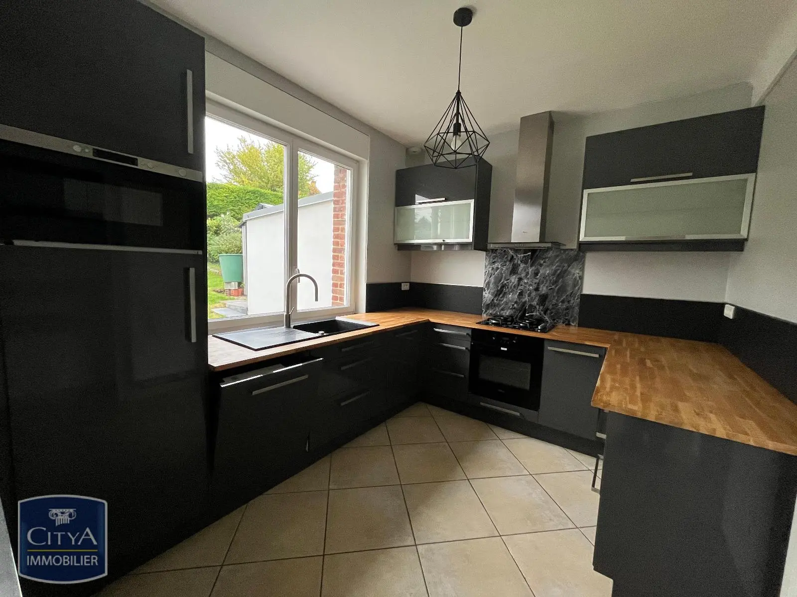 Photo 2 Maison 4 pièces 97.18m²