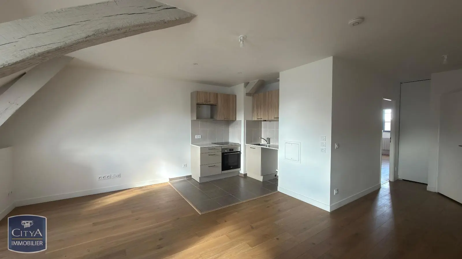 Photo 1 Appartement 2 pièces 52.16m²