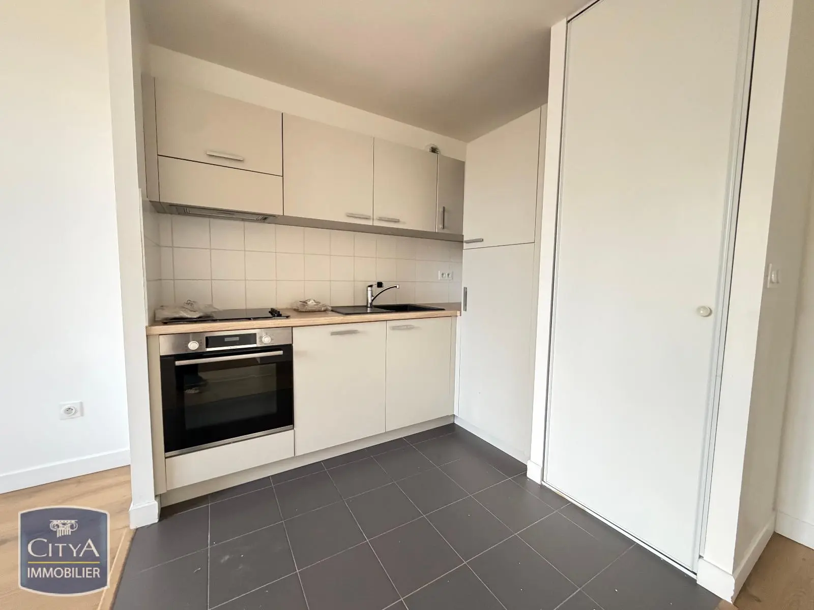Photo 3 Appartement 2 pièces 43.66m²